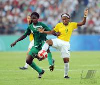 FUSSBALL  Olympia 2008   Vorrunde  Frauen   Nigeria - Brasilien