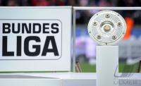 Fussball 1. Bundesliga : Das Podest fuer die Mannschaft