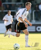 Fussball International: U17: Deutschland, KROOS Einzelaktion