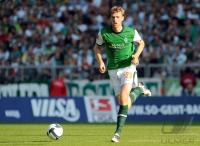 FUSSBALL, 1. BUNDESLIGA, SV Werder Bremen, MERTESACKER Einzelaktion