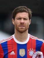 Fussball 1. Bundesliga 14/15: Xabi Alonso (FC Bayern Muenchen)