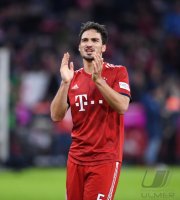 Fussball 1. Bundesliga Saison 18/19: FC Bayern Muenchen - FC Schalke 04