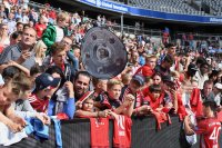 Fussball 1. Bundesliga 16/17: Fans FC Bayern Muenchen