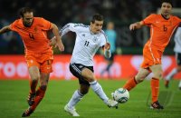 FUSSBALL INTERNATIONAL: Deutschland - Holland