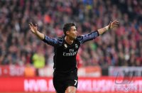 Fussball CHL 16/17 Achtelfinale: FC Bayern Muenchen - Real Madrid