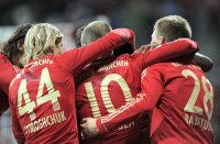 Fussball 1. Bundesliga, Saison 2011/2012:  Anatoliy Tymoshchuk, Arjen Robben, Holger Badstuber (v. li., FC Bayern Muenchen)