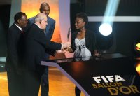 Fussball FIFA Ballon d Or 2010  Hayana Jean Francois (HT)