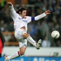 Fussball 1. Bundesliga: Frankfurt, AMANATIDIS Einzelaktion