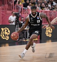 Basketball 1. Bundesliga 23/24: Tigers Tuebingen - Veolia Towers Hamburg