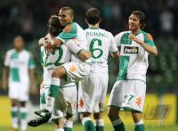 Fussball Ligapokal: Bremen - Hamburg