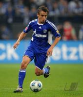 FUSSBALL, 1. BUNDESLIGA, 6. Spieltag, Schalke: RAFINHA Einzelaktion