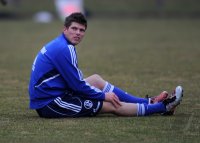 Fussball DFB Pokal 10/11 : Training FC Schalke 04