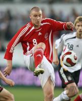 Fussball International: Daenemark, BENDTNER Einzelaktion