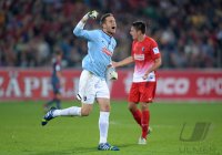 Fussball  1. Bundesliga  13/14: JUBEL Torwart Oliver Baumann (SC Freiburg)