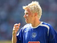 Fussball 1. Bundesliga: Berlin, NEUENDORF