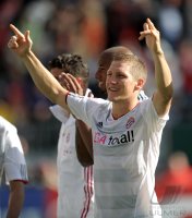 Fussball 1. Bundesliga, Saison 2011/2012:  JUBEL Bastian Schweinsteiger (FC Bayern Muenchen)