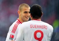 FUSSBALL, 1. BUNDESLIGA, Hamburg, PETRIC und  GUERRERO