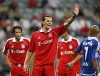 Fussball Premiere Ligapokal FC Bayern Muenchen - FC Schalke