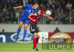 Fussball CL: Leverkusen- Manchester, Zweikampf