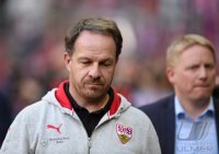 Fussball 1. Bundesliga Saison 15/16: FC Bayern Muenchen - VfB Stuttgart