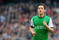 FUSSBALL, 1. BUNDESLIGA, 34. Spieltag: Bremen, OEZIL