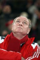 Fussball 1. Bundesliga: Bayern, HOENESS