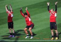 Fussball 1. Bundesliga 11/12: FC Bayern Muenchen Training in Doha