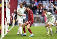 Fussball 1. Bundesliga Saison 21/22: FC Bayern Muenchen - SpVgg Greuther Fuerth