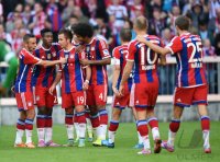 Fussball 1. Bundesliga Saison 14/15: JUBEL FC Bayern Muenchen