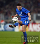 FUSSBALL CHL  Frank Lamperd (FC C)  am Ball