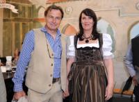 Fussball 2. Bundesliga : TSV 1860 Muenchen auf dem Oktoberfest