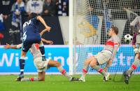 FUSSBALL UEFA CUP: Schalke - Paris