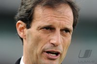 FUSSBALL SERIE A:  Trainer Massimilliano Allegri (AC Mailand)