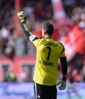 Fussball 1. Bundesliga  Saison  2012/2013:  JUBEL Torwart Raphael Schaefer (1 FC Nuernberg)