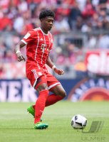 Fussball 1. Bundesliga Saison 16/17: FC Bayern Muenchen - SC Freiburg