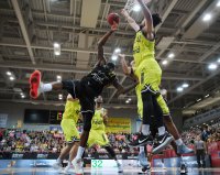 Basketball 1. Bundesliga 17/18 Hauptrunde: Walter Tigers Tuebingen - medi Bayreuth