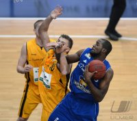 Basketball 1. Bundesliga 2012/2013:  Walter Tigers Tuebingen - Fraport Skyliners Frankfurt