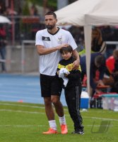 Fussball / Promi-Benefizfu&Atilde;ballspiel in Tuebingen