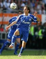 Fussball, 1. Bundesliga: Schalke, ALTINTOP Einzelaktion