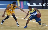 Basketball 1. Bundesliga 14/15 Hauptrunde:  Walter Tigers Tuebingen - EWE Baskets Oldenburg