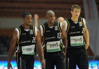 Basketball 1. Bundesliga 2011/2012: s Oliver Baskets Wuerzburg -  Walter Tigers Tuebingen