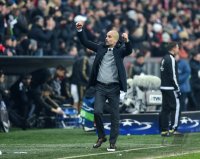 Fussball CHL 15/16 Achtelfinale: JUBEL Trainer Pep Guardiola (FC Bayern Muenchen)