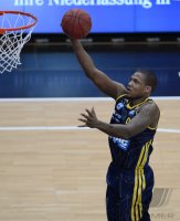 Basketball 1. Bundesliga  12/13  Deon Thompson (Alba) geht zum Korb