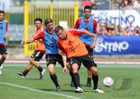 Fussball 1. Bundesliga: Ivica Olic gegen Anatoliy Tymoshchuk  (v. re., FCB)