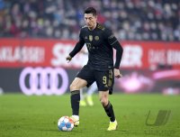 Fussball 1. Bundesliga Saison 21/22: FC Augsburg - FC Bayern Muenchen