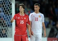 Fussball U21-EURO 2011 Halbfinale:  Timm Klose (li, Schweiz) gegen Tomas Pekhart (re, Tschechische Republik)