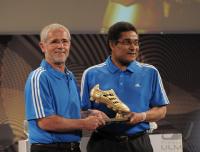 FUSSBALL WM 2010:  ADIDAS PK  Goldener Schuh;  Gerd Mueller und Eusebio