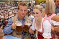 Fussball 2. Bundesliga : TSV 1860 Muenchen auf dem Oktoberfest