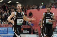 Basketball 1. Bundesliga 2011/2012:  Walter Tigers Tuebingen - Fraport Skyliners Frankfurt