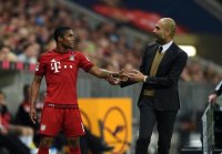 Fussball 1. Bundesliga Saison 15/16: FC Bayern Muenchen - VfB Stuttgart